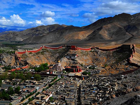 西藏日喀则来渝推介旅游 冬游西藏众多景区免费酒店半价