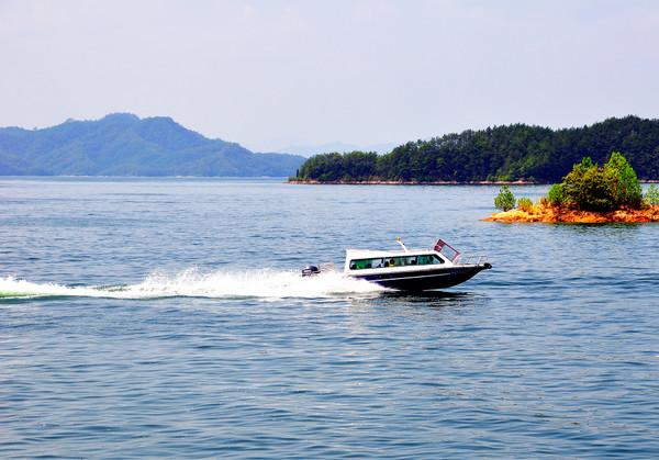 勤劳的我暑期旅游摄影专辑(七):行摄暑期热门风景区---千岛湖